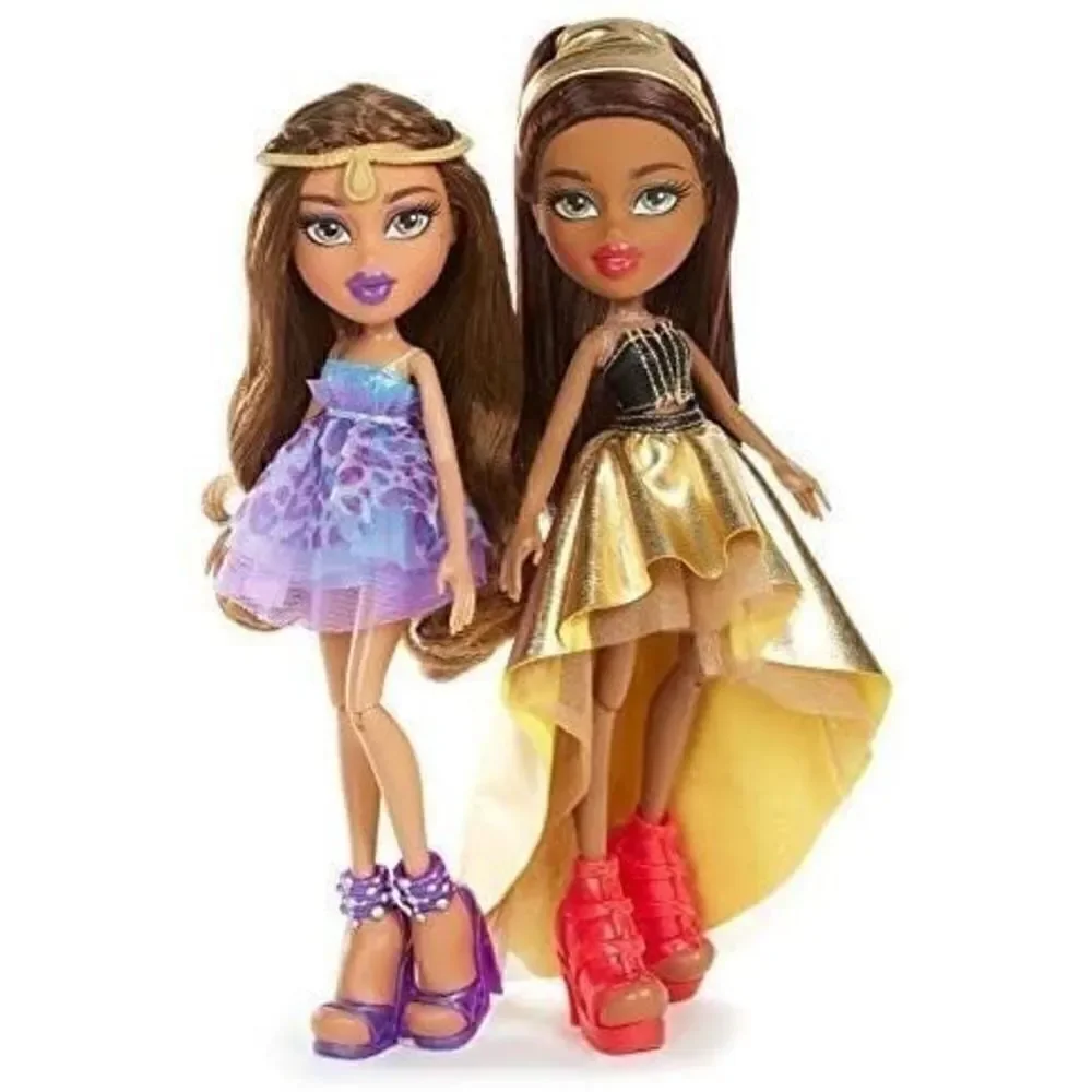 NIB BRATZ Yasmin & Sasha Metallic Madness 2 Dolls & Accessories Set.
